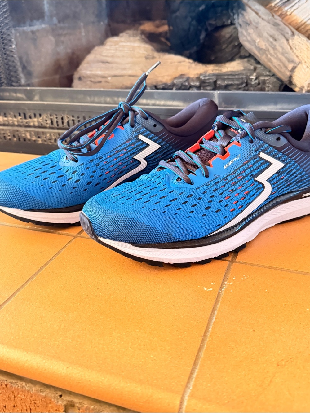Men's Blue Athletic Running Shoes with Charcoal Details - Picture 2 of 13